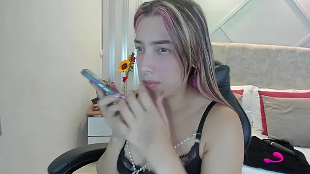 nami sweet  online show from September 19, 2:37 am