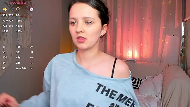 LilLisa online show from March 15, 11:50 am