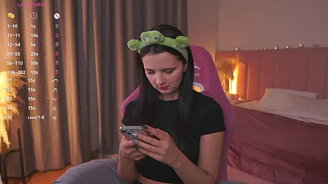 LilLisa online show from January 18, 3:59 pm