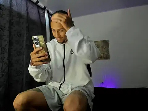 Snapshot of juantalents chatting on November 12, 9:40 pm juantalents online show from November 12, 9:40 pm