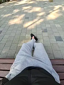 Snapshot of starvingo2002 chatting on October 26, 1:39 am starvingo2002 online show from October 26, 1:39 am