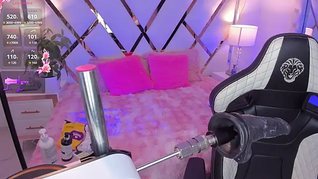 megann  up online show from April 8, 9:00 am