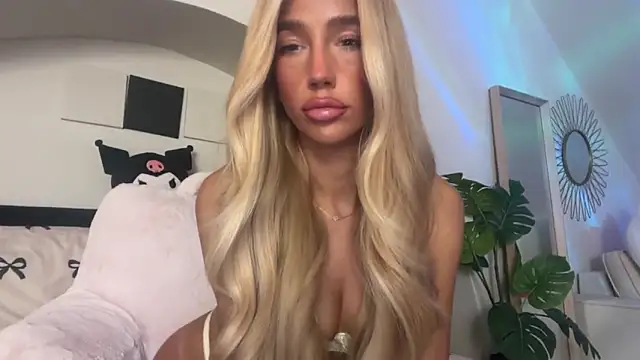 KENNIEXROSE online show from March 25, 10:19 pm