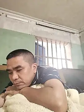 Snapshot of HoangNam20x chatting on October 25, 5:06 am HoangNam20x online show from October 25, 5:06 am