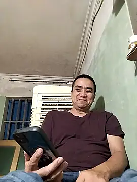 Snapshot of HoangNam20x chatting on October 31, 11:51 am HoangNam20x online show from October 31, 11:51 am