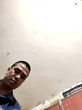 Snapshot of HoangNam20x chatting on October 28, 2:23 am HoangNam20x online show from October 28, 2:23 am