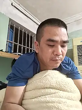 Snapshot of HoangNam20x chatting on October 26, 2:28 pm HoangNam20x online show from October 26, 2:28 pm