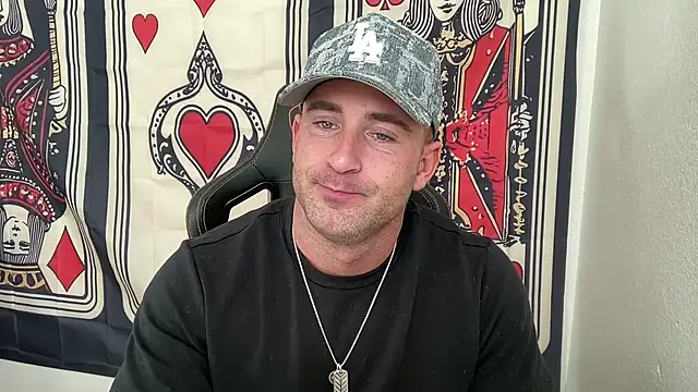 Snapshot of brettmycles28 chatting on November 29, 5:02 pm brettmycles28 online show from November 29, 5:02 pm