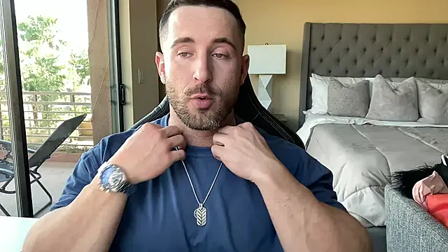 Snapshot of brettmycles28 chatting on November 26, 8:53 pm brettmycles28 online show from November 26, 8:53 pm