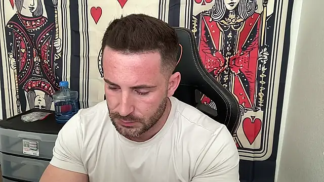 Snapshot of brettmycles28 chatting on November 13, 4:22 pm brettmycles28 online show from November 13, 4:22 pm