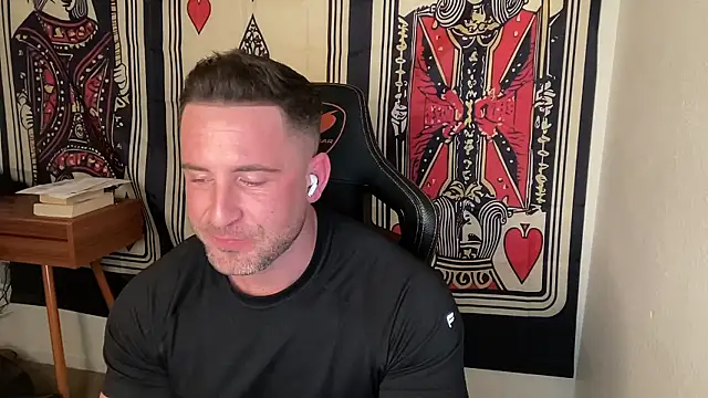 brettmycles28 online show from January 9, 12:50 am