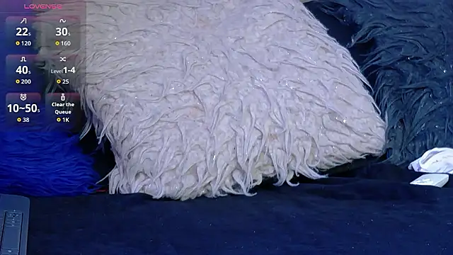 MisRoos online show from March 7, 1:38 pm