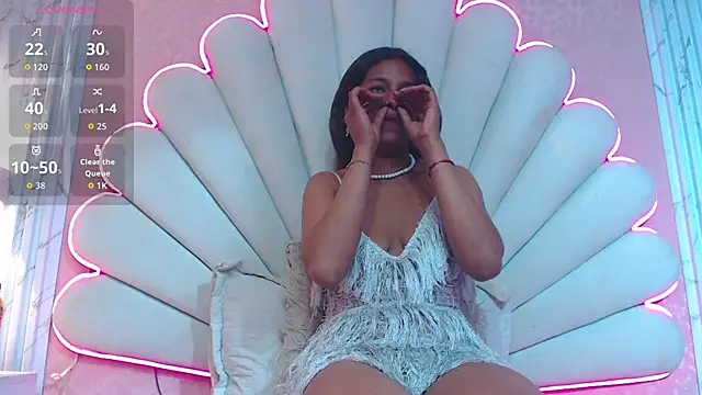 MisRoos online show from September 27, 3:51 pm