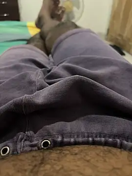 bigDick 000610 online show from December 3, 8:30 pm