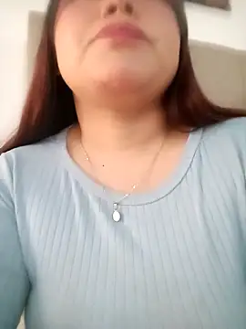 LucyPetit online show from September 29, 1:28 pm