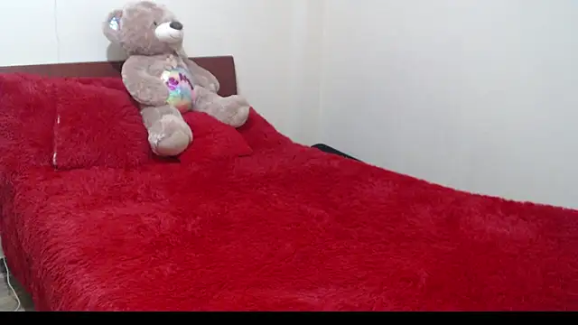 Snapshot of ruby_sky69 chatting on September 10, 1:10 pm ruby sky69 online show from September 10, 1:10 pm