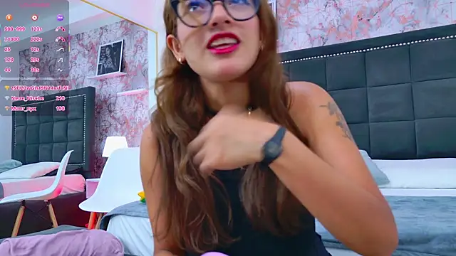 Angelique Angell online show from May 27, 7:54 pm