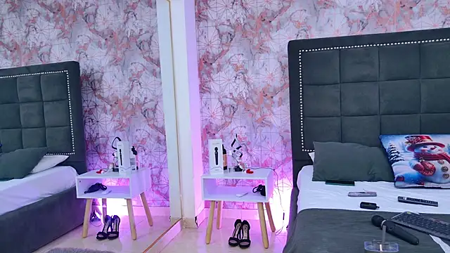 Angelique Angell online show from January 9, 7:43 pm