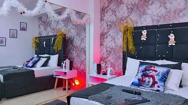 Angelique Angell online show from November 29, 7:47 pm