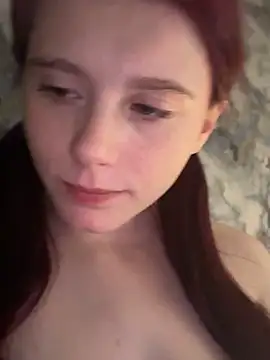 raen001 online show from February 5, 9:43 pm