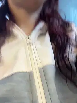 raen001 online show from November 14, 9:02 am