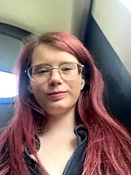 raen001 online show from May 8, 9:24 am