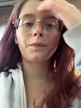 Snapshot of raen001 chatting on September 9, 7:51 am raen001 online show from September 9, 7:51 am