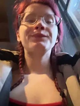 raen001 online show from February 26, 9:53 am