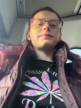 raen001 online show from November 28, 8:58 am