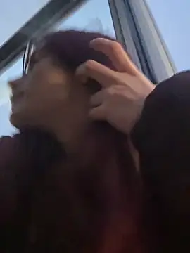 raen001 online show from November 29, 4:18 pm