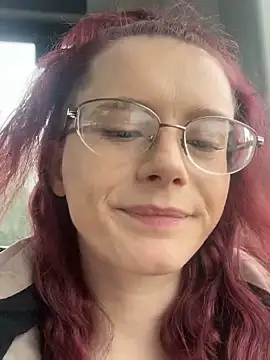 raen001 online show from March 8, 3:04 pm