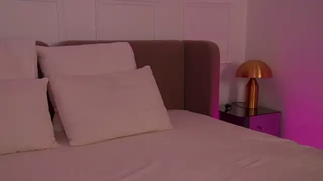 ArianaMell online show from March 2, 3:29 am