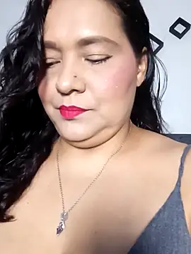 Snapshot of Laurasofia01 chatting on October 2, 2:59 am Laurasofia01 online show from October 2, 2:59 am