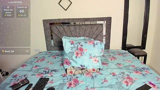 Snapshot of Laurasofia01 chatting on October 9, 5:02 pm Laurasofia01 online show from October 9, 5:02 pm