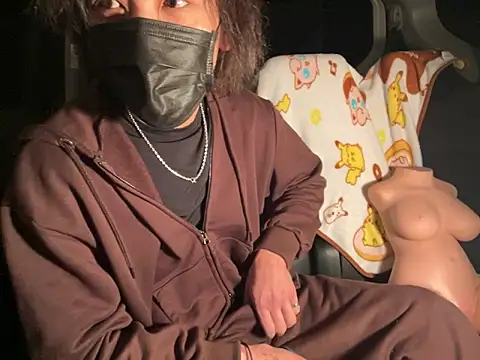 CAMEL1913 online show from March 28, 5:47 pm