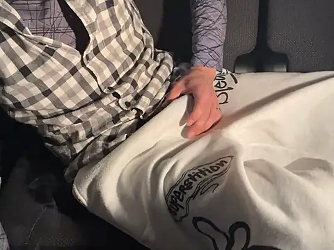 CAMEL1913 online show from November 1, 5:18 pm