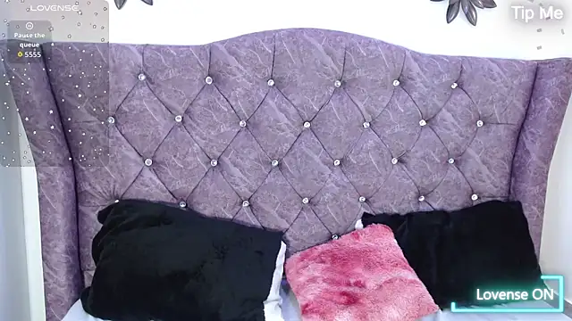 luna starr69 online show from November 18, 1:14 pm