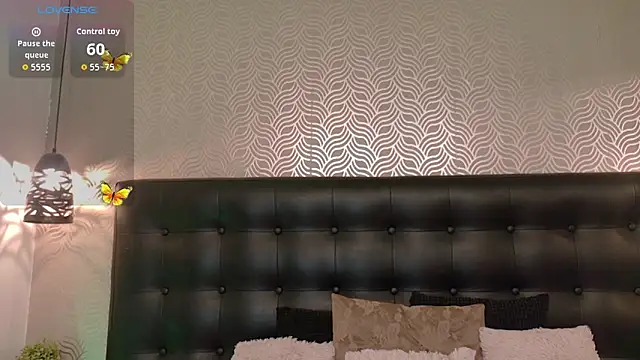 Sharonevanss  online show from February 10, 8:41 pm