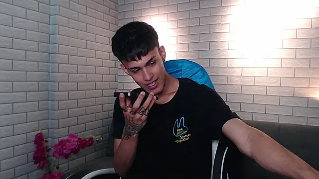 Thiago twink online show from September 19, 2:37 am
