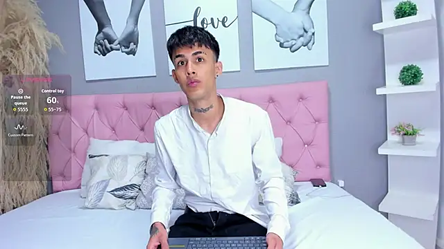 Thiago twink online show from September 22, 1:06 pm