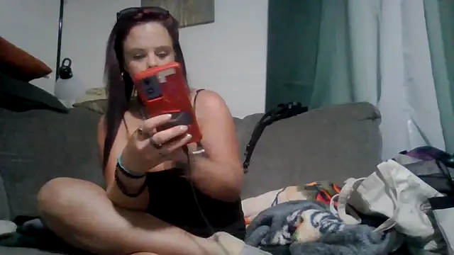TWiSTYTheTwizted online show from June 23, 12:30 am