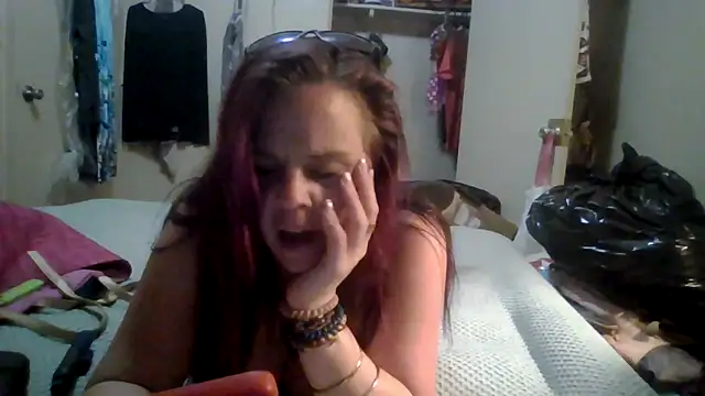 TWiSTYTheTwizted online show from April 25, 4:37 pm