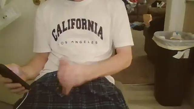 alwayshorny90 online show from October 14, 11:14 pm