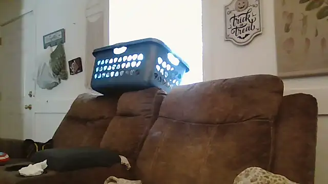 alwayshorny90 online show from November 5, 5:38 pm