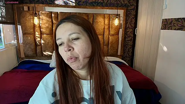 Isa Thompson   online show from May 9, 11:57 am