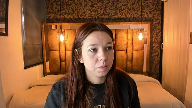 Isa Thompson   online show from December 22, 12:05 pm