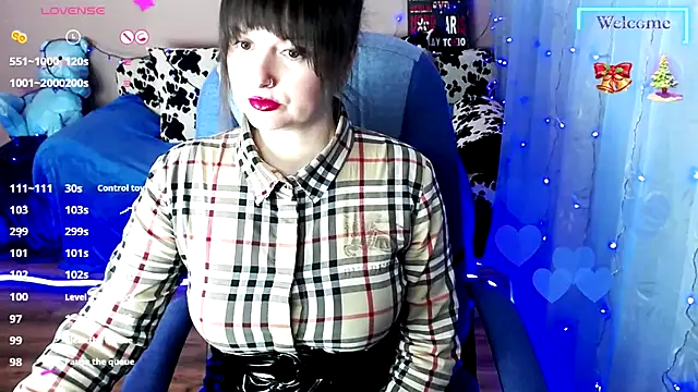 Snapshot of MilaRay chatting on February 6, 2:26 pm MilaRay online show from February 6, 2:26 pm