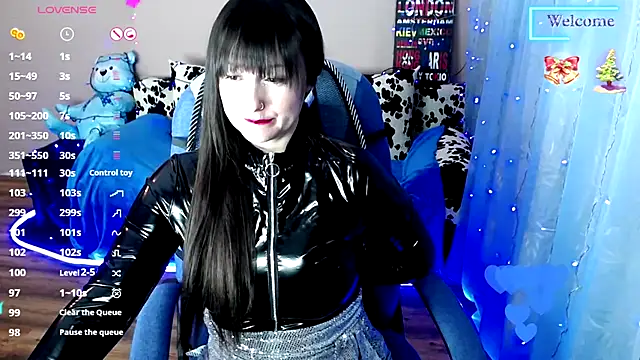 Snapshot of MilaRay chatting on December 27, 2:01 pm MilaRay online show from December 27, 2:01 pm