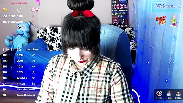 Snapshot of MilaRay chatting on February 6, 11:09 am MilaRay online show from February 6, 11:09 am