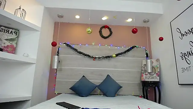 AlexandraCambell online show from December 15, 11:38 am